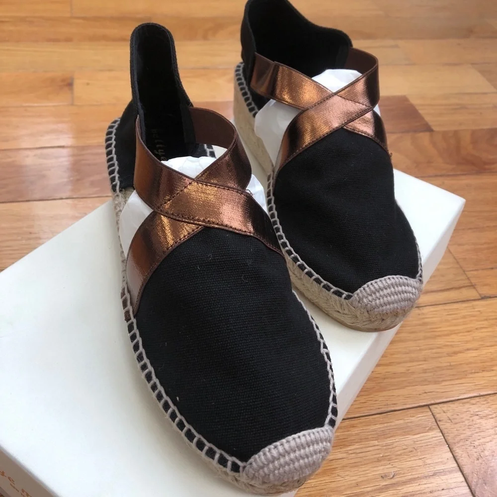 *NWB* BETTYE MULLER BRONZE METALLIC ESPADRILLES